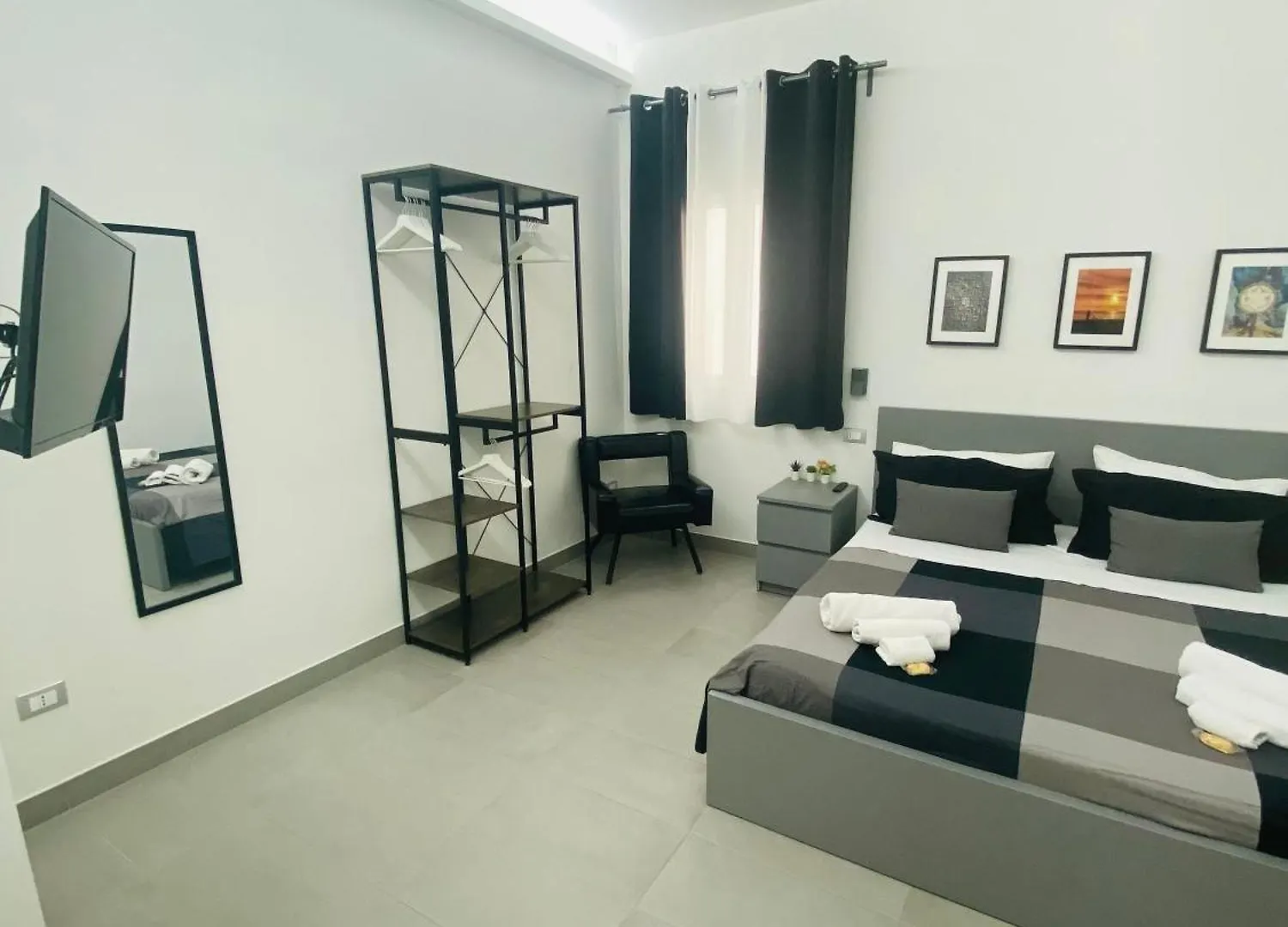 Sicilian Rooms Avola Bed & Breakfast